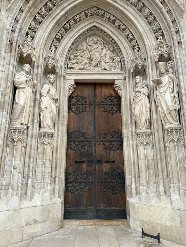 聖週五，救主受難紀念